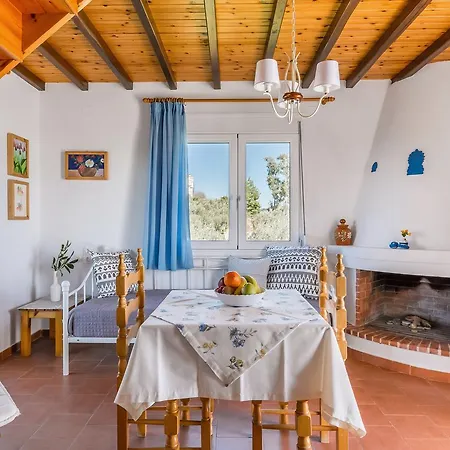 Thea 3* Panormos (Skopelos)